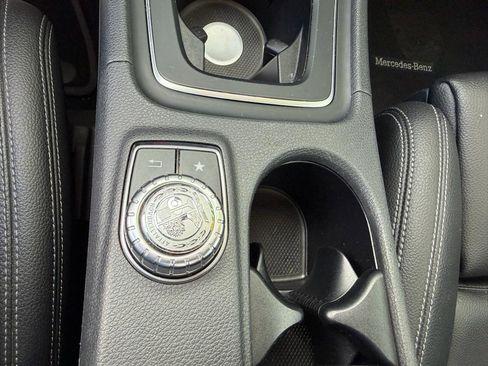 Used 2019 Mercedes-Benz CLA 250 4MATIC w/ Premium Package image 22