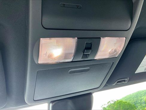 Certified 2025 Nissan Frontier PRO-4X w/ Pro Convenience Package AWD/4WD image 33