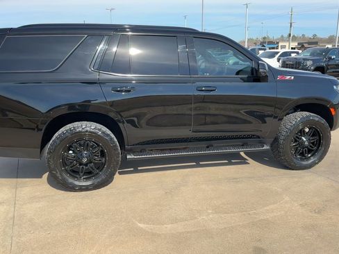 Used 2023 Chevrolet Tahoe Z71 w/ Z71 Off-Road Package image 9