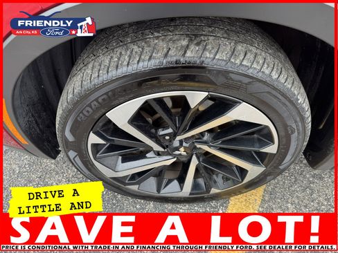 Used 2024 Mitsubishi Outlander SE image 41