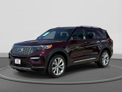Certified 2023 Ford Explorer Platinum w/ Class IV Trailer Tow Package