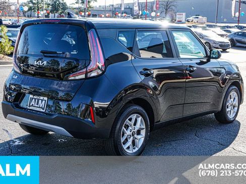 Used 2024 Kia Soul LX w/ Option Group 015 image 5
