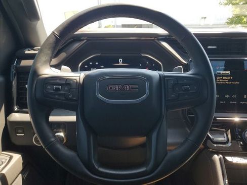 Used 2024 GMC Sierra 1500 AT4 w/ Technology Package AWD/4WD image 24