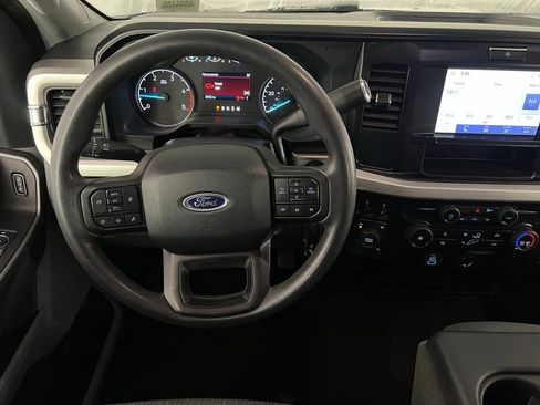 Used 2025 Ford F250 XLT image 14