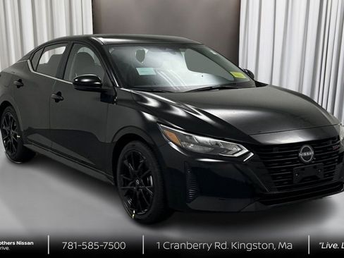 New 2025 Nissan Sentra SR w/ Midnight Edition image 8