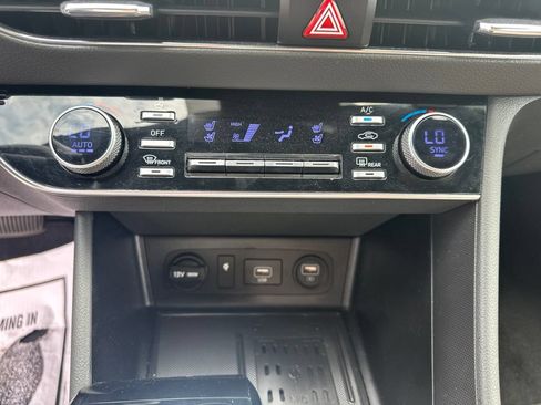 Used 2021 Hyundai Sonata Limited FWD image 19