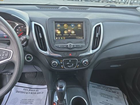 Used 2019 Chevrolet Equinox LT w/ LPO, Floor Liner Package image 14