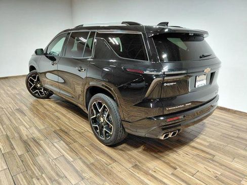 Used 2025 Chevrolet Traverse High Country w/ LPO, Floor Liner Package AWD/4WD image 51