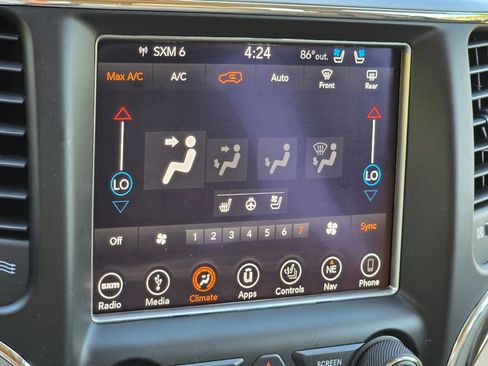 Used 2018 Jeep Grand Cherokee Overland RWD image 43