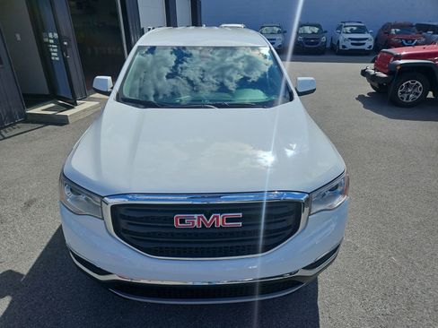 Used 2017 GMC Acadia SLE AWD/4WD image 11