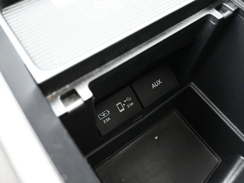 Used 2019 Honda Odyssey Elite image 17