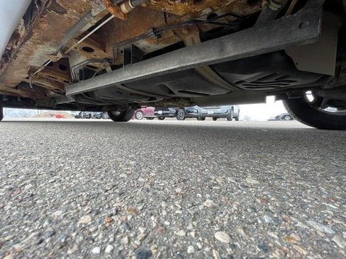 Used 2012 Chevrolet Traverse LT image 13