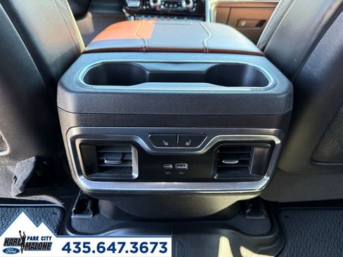 Used 2024 GMC Sierra 3500 Denali Ultimate AWD/4WD image 32