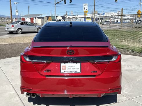 Used 2025 Toyota Camry XSE w/ Premium Plus Package image 4