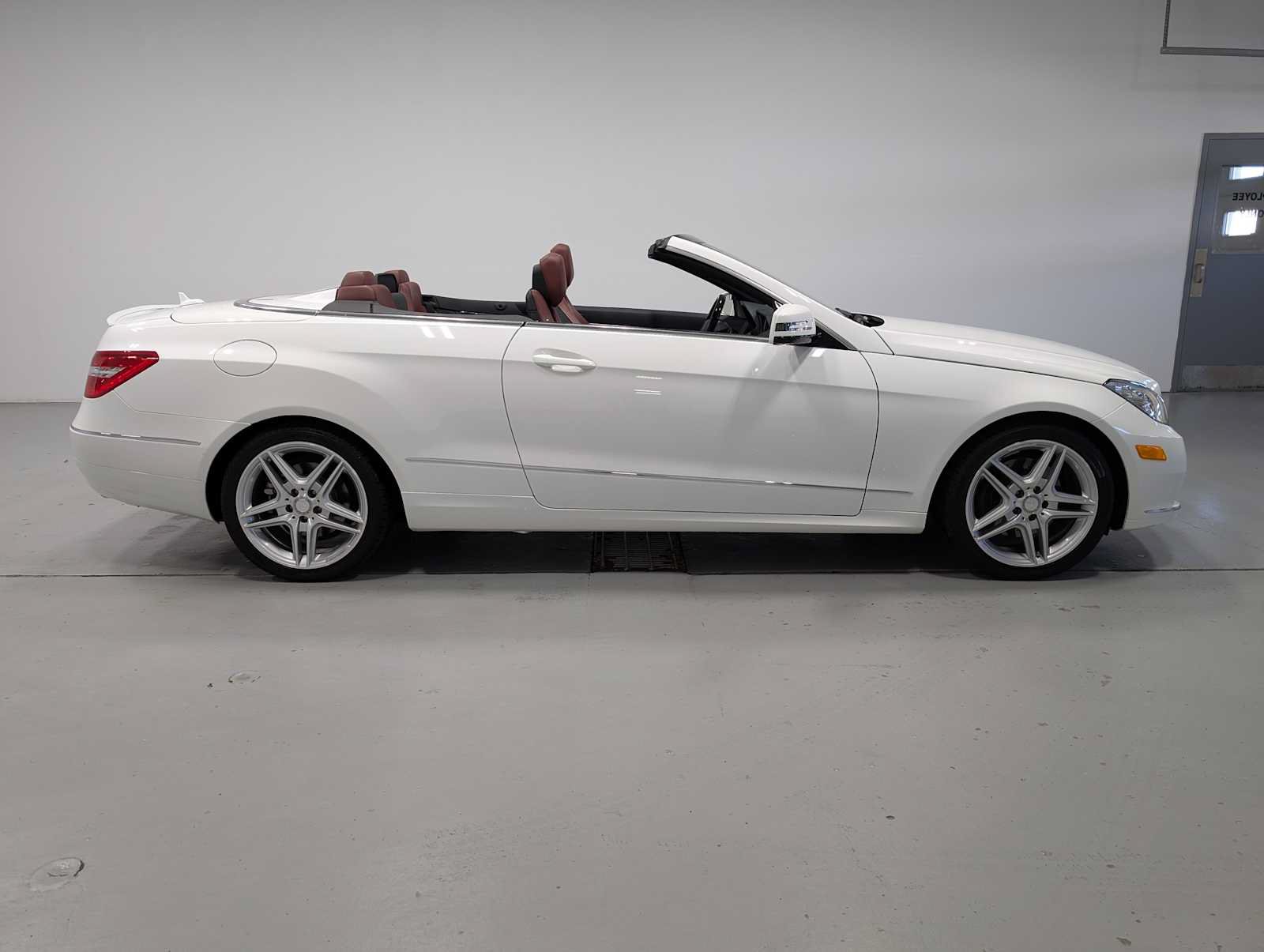 Used 2013 Mercedes-Benz E 350 Cabriolet image 8