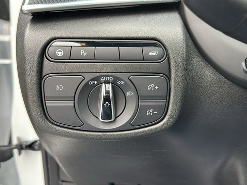 Certified 2023 INFINITI QX50 Sport image 16