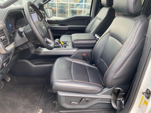 Used 2025 Ford F150 Lariat w/ Equipment Group 502A High AWD/4WD image 10