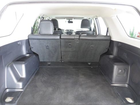Used 2014 Toyota 4Runner Limited AWD/4WD image 12
