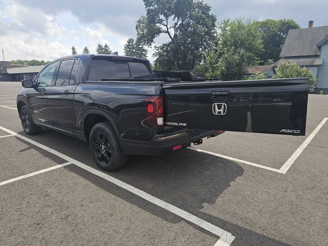 Used 2019 Honda Ridgeline Black Edition image 12