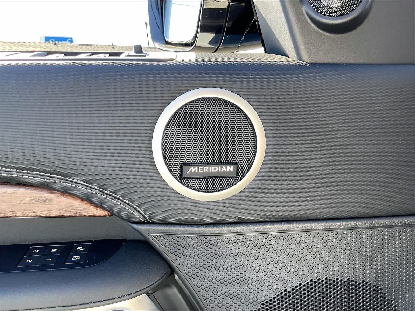 New 2026 Land Rover Discovery Dynamic SE AWD/4WD image 21