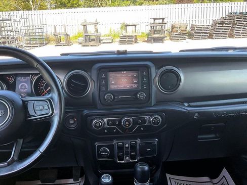 Used 2020 Jeep Wrangler Unlimited Sport S AWD/4WD image 6