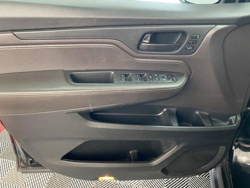 Used 2019 Honda Odyssey EX-L image 16