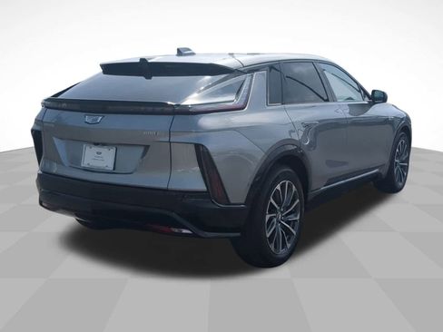 New 2025 Cadillac Lyriq Sport image 5