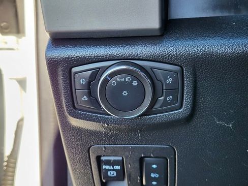 Used 2020 Ford F150 Lariat image 24