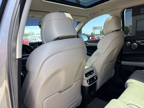 Used 2021 Genesis GV80 3.5T w/ Advanced Package 06 AWD/4WD image 12