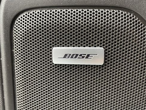 Used 2019 GMC Sierra 1500 SLT w/ SLT Premium Plus Package image 33