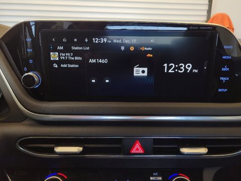 Used 2023 Hyundai Sonata SEL w/ Preferred Accessory Package image 25