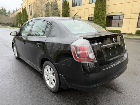 Used 2010 Nissan Sentra 2.0 SR w/ Convenience Pkg image 8