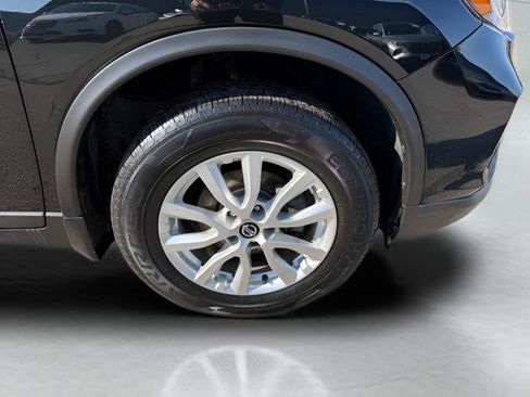 Used 2020 Nissan Rogue SV AWD/4WD image 31