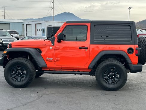 Used 2020 Jeep Wrangler Sport image 8