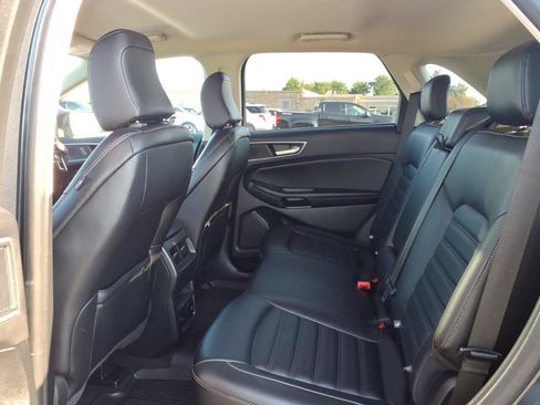 Used 2024 Ford Edge SEL w/ Convenience Package AWD/4WD image 16