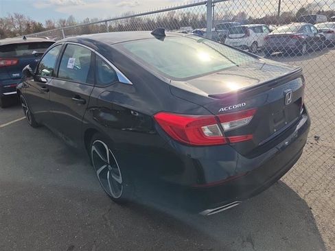 Used 2022 Honda Accord Sport image 5