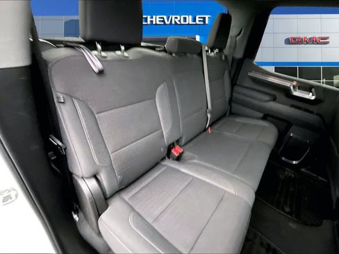 Used 2025 Chevrolet Silverado 1500 LT image 26