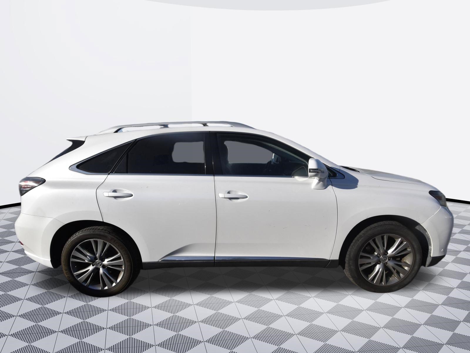 Used 2013 Lexus RX 350 FWD w/ Navigation Pkg image 3