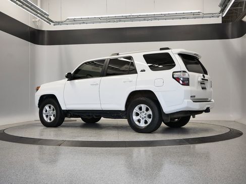 Used 2020 Toyota 4Runner SR5 Premium image 44