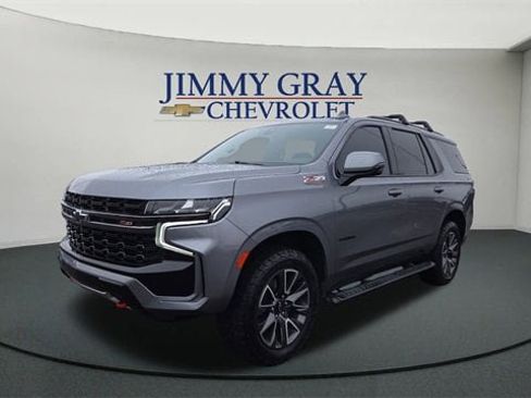 Used 2022 Chevrolet Tahoe Z71 w/ Luxury Package image 7