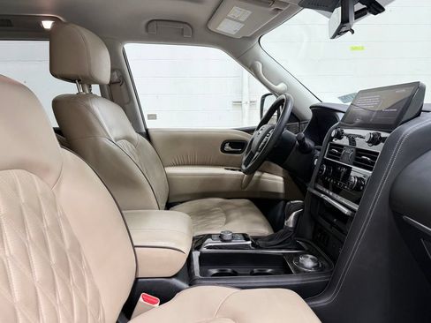 Used 2023 Nissan Armada SL RWD image 46