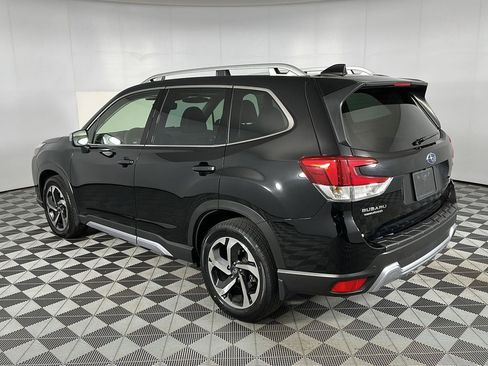 Used 2024 Subaru Forester Touring AWD/4WD image 28