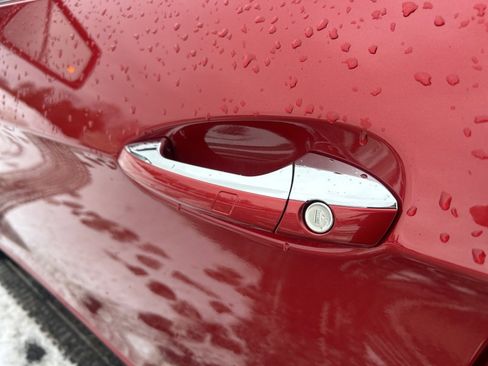 Used 2015 Mercedes-Benz E 350 4MATIC Sedan image 13