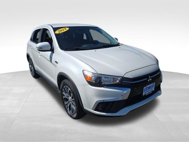 Used 2019 Mitsubishi Outlander Sport ES AWD/4WD image 2