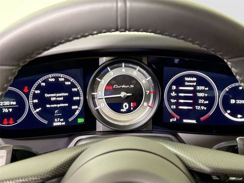 Used 2022 Porsche 911 Turbo S image 19