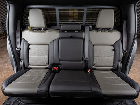 Used 2026 Chevrolet Silverado 2500 ZR2 w/ LPO, Dark Essentials Package image 35