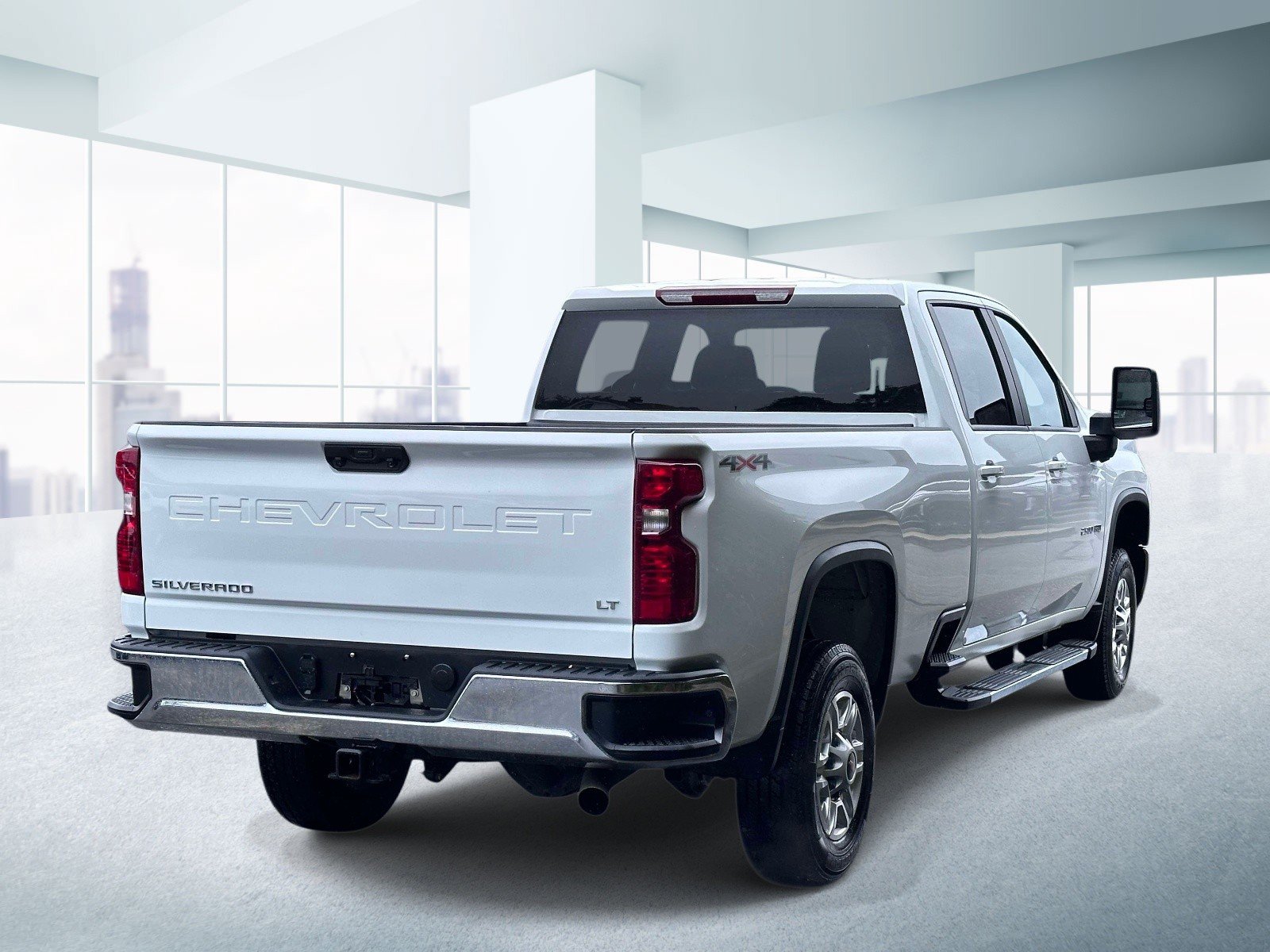Used 2026 Chevrolet Silverado 2500 LT AWD/4WD image 4