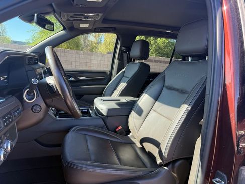 Used 2022 GMC Yukon Denali image 13