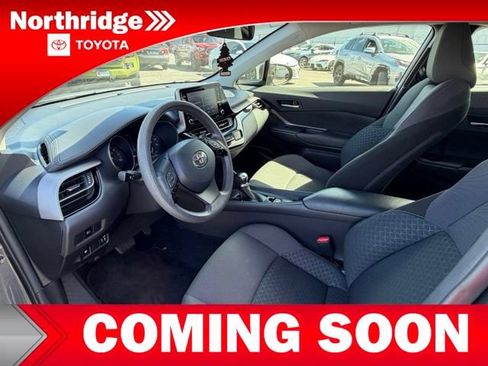 Used 2021 Toyota C-HR LE FWD image 5