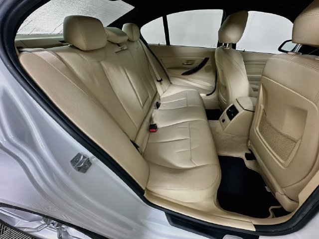Used 2015 BMW 328i Sedan RWD image 28